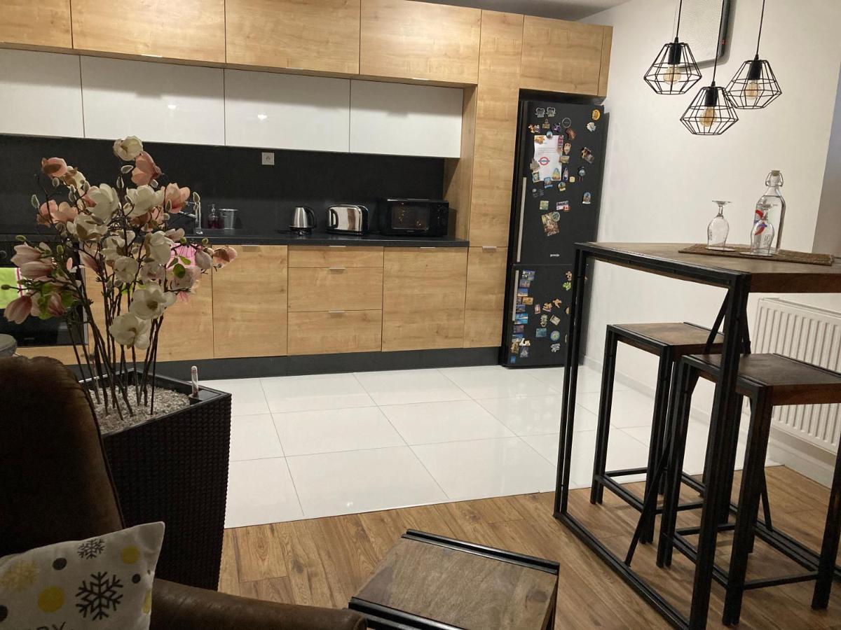 Underground Apartment Bratislava-Nivy Bagian luar foto