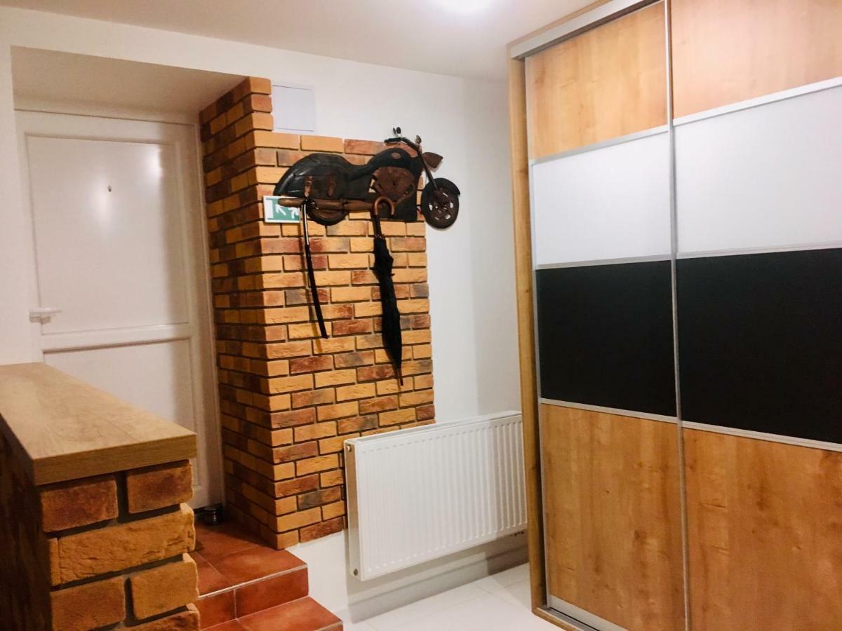 Underground Apartment Bratislava-Nivy Bagian luar foto